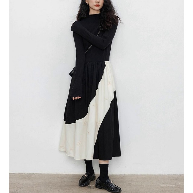 monotone wave design ribbon embroidered one piece