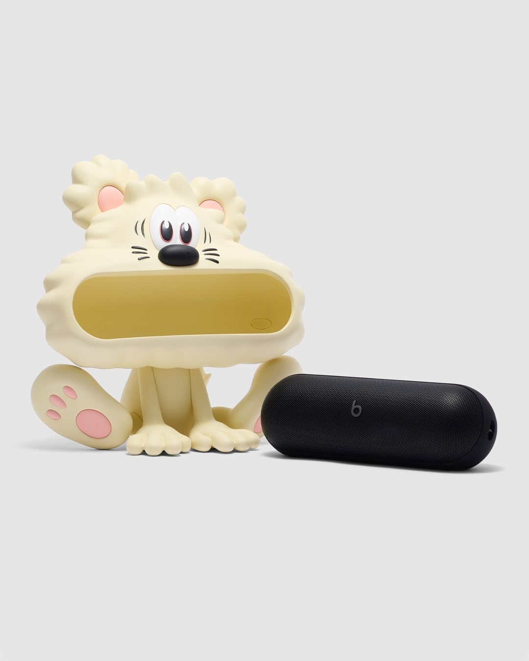 VERDY × BEATS -VEAR BEATS PILL HOLDER- | VERDY'S GIFT SHOP