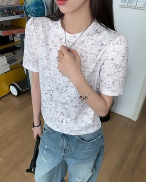 パフスリーブクルーネックTシャツ A1064