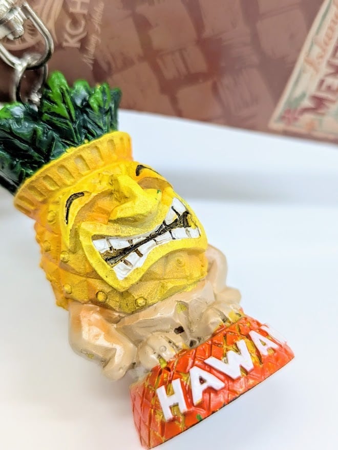 アイランドメネフネティキキーホルダー（PINEAPPLE TIKI） | LeaLea