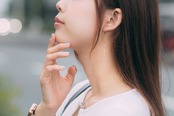 星影 耳飾りとネックレスのセット(シルバー)