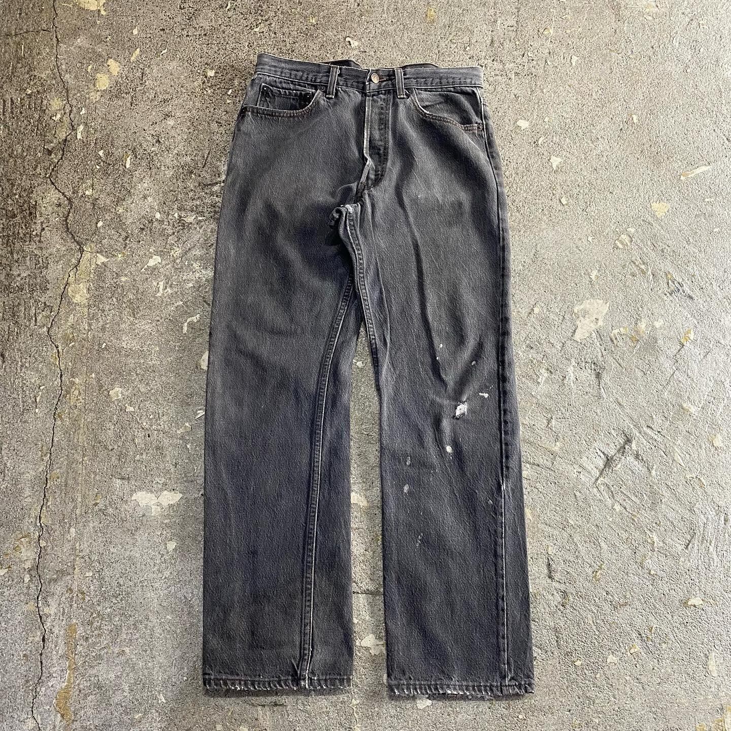 made in USA‼︎ 00s Levi's 501 black damage denim pants | What'z up