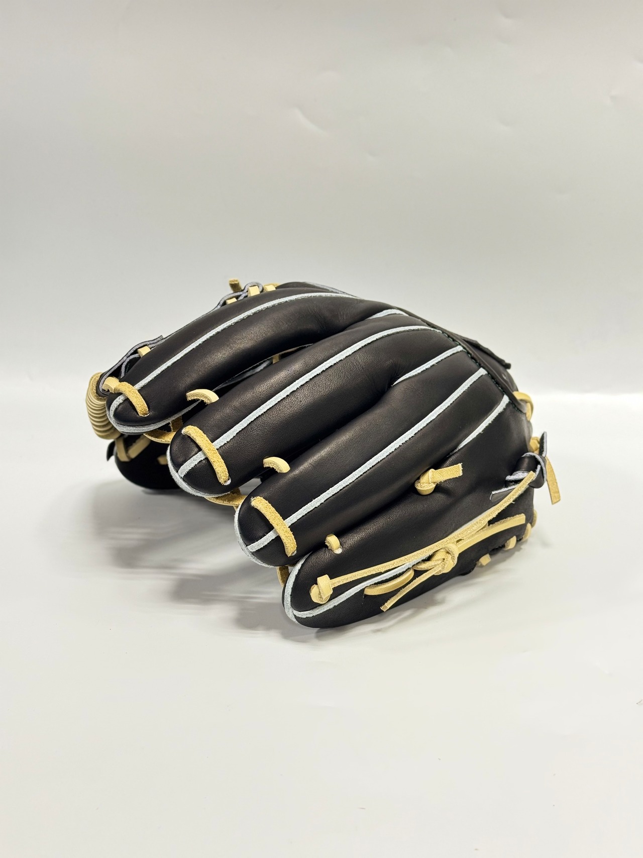 GSｰゴリラスポーツ　スタンダードシリーズ　硬式仕様グラブ　右投げ用　当て挟み型　ゴリラブラック×キャラメル　GSｰ9（ワンピースウェブ）・画像5