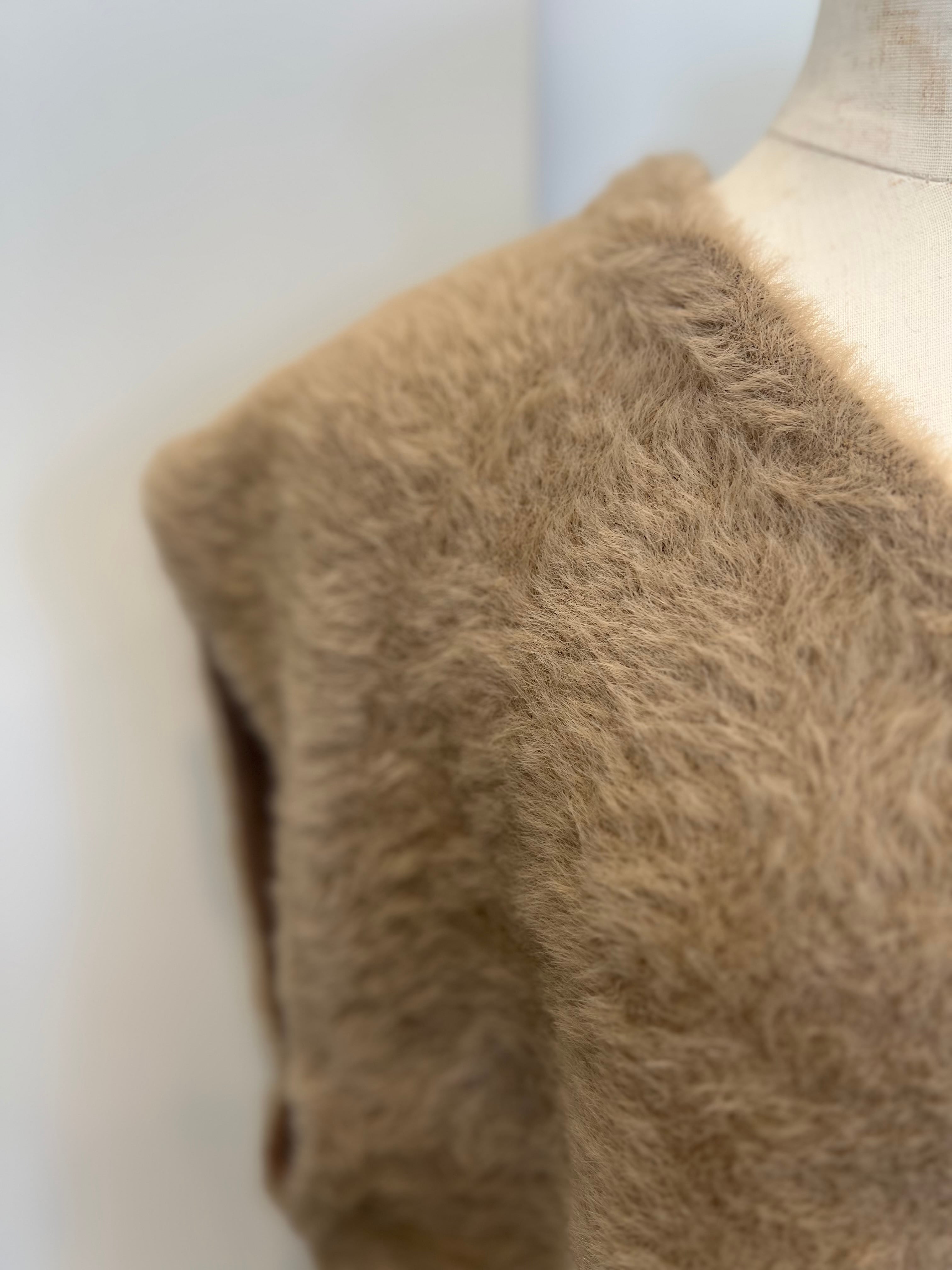 【SELECT】フェザーヤーンＶネックベスト　29-0435