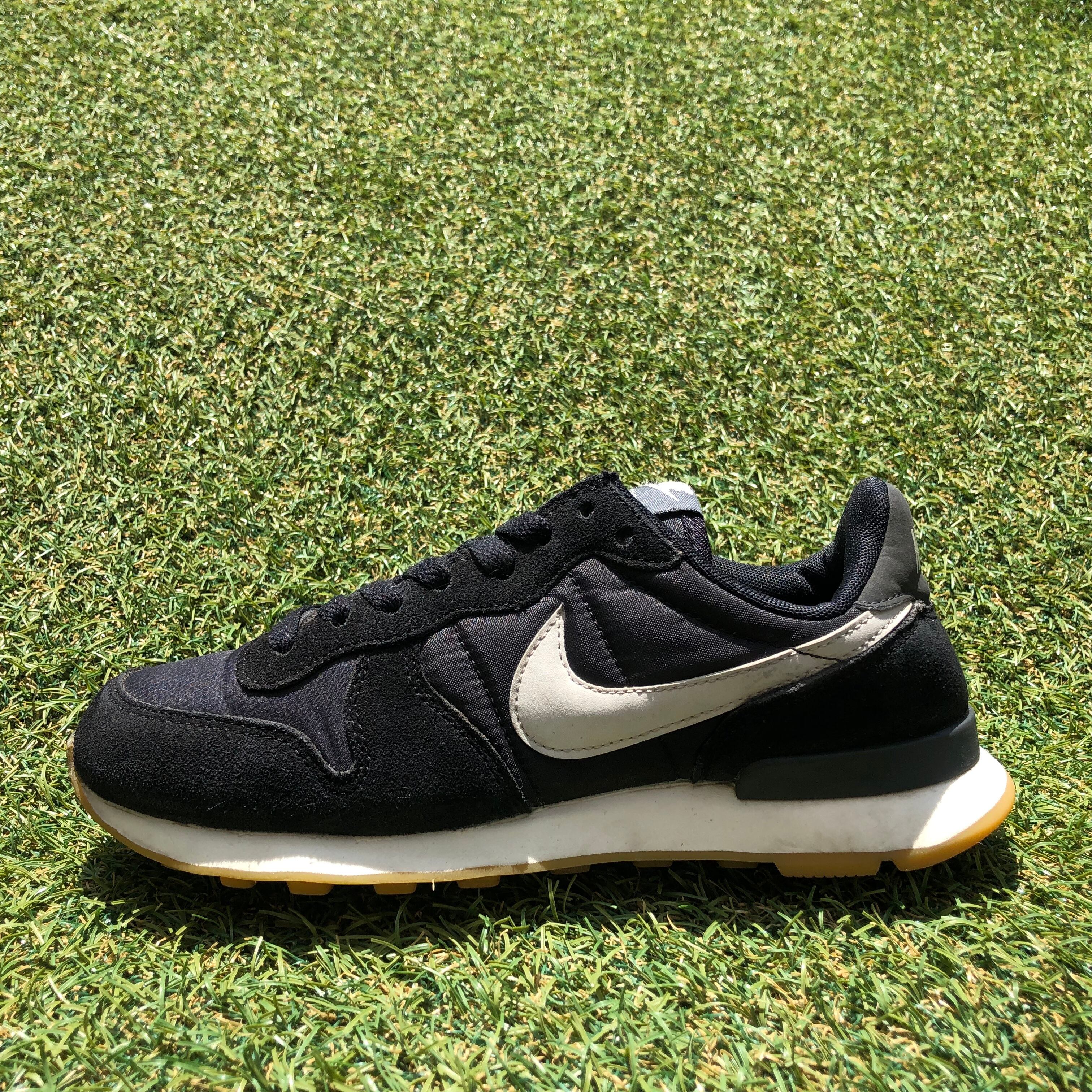 NIKE INTERNATIONALIST ナイキ インターナショナリスト HT18