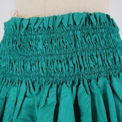 フラダンス 衣装 パウスカート パンドール グリーン系 Paondor ワンカラー シングル シンプル モンステラ柄 ヤシ柄 かわいい 華やか 鮮やか 明るい ハワイアン アロハ ハワイアンプリント フラ ダンス レッスン 練習