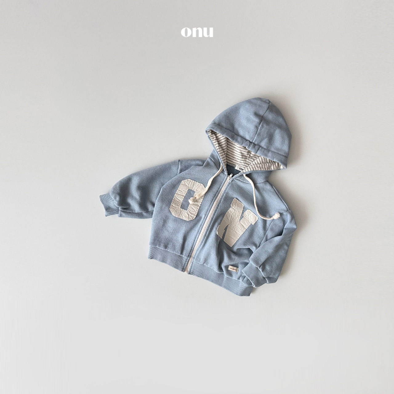 ONU 26/SS Onu Patch Hooded Zip-Up