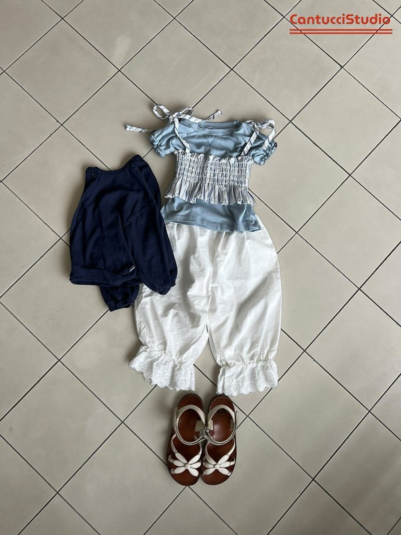 【取寄/韓国直送】CantucciStudio 26/SM ミシャクロップトップ