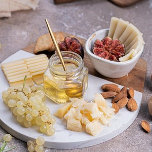 イタリア産 グラスフェッド パルミジャーノ・レッジャーノ 24ヶ月以上熟成 600g Grassfed Parmigiano Reggiano Cheese 24+ Months Aged 600g