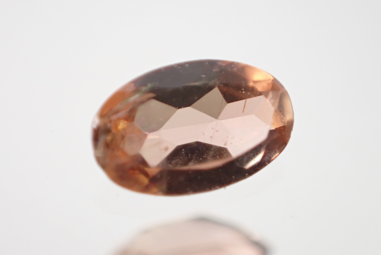 アンダルサイト　0.17ct　 [D9-24]