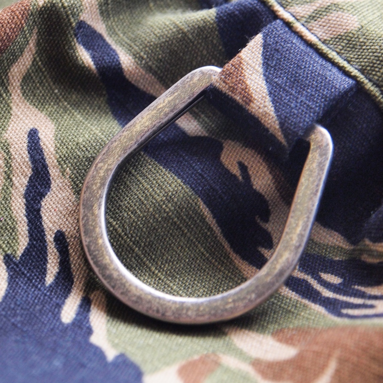 【DARGO】 Tapered Easy Pants（TIGER CAMO）