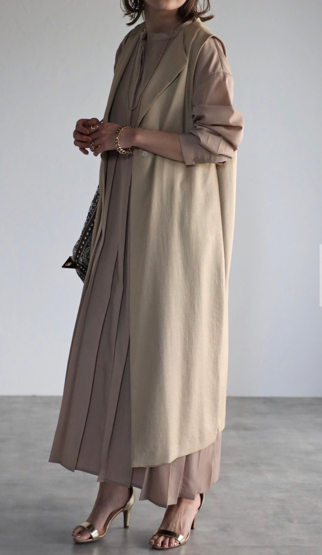 プリーツ切替バンドカラーワンピース