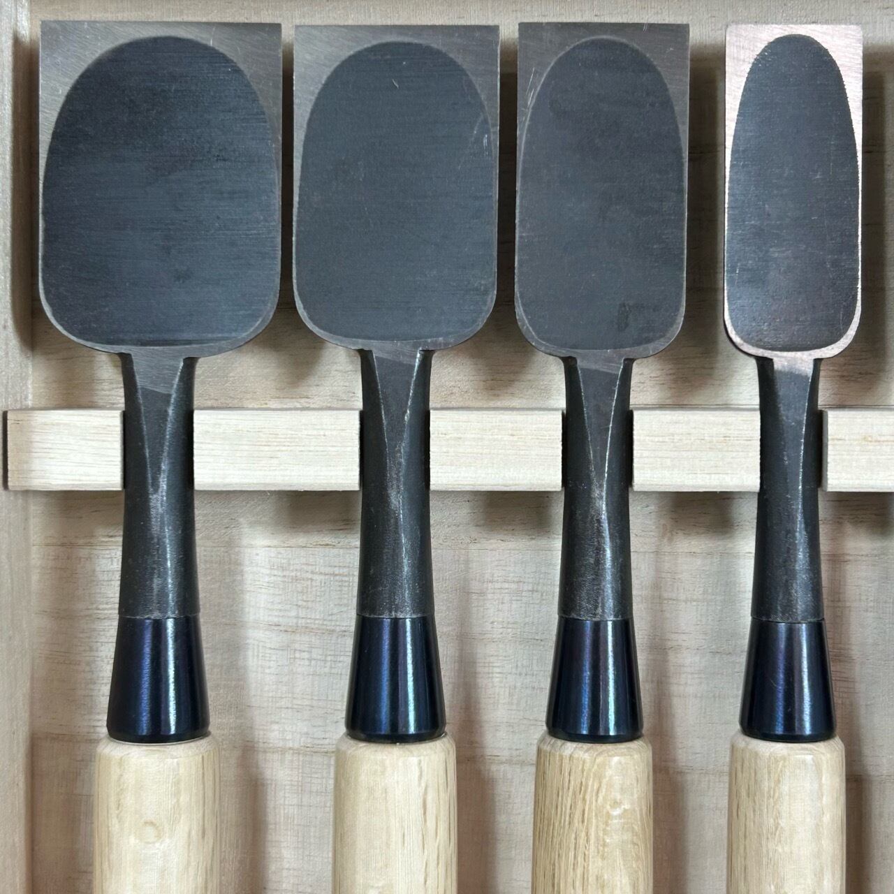 船津舟弘　舟弘　10本組　鑿　総磨き 元寿舟弘作、追入鑿10本組