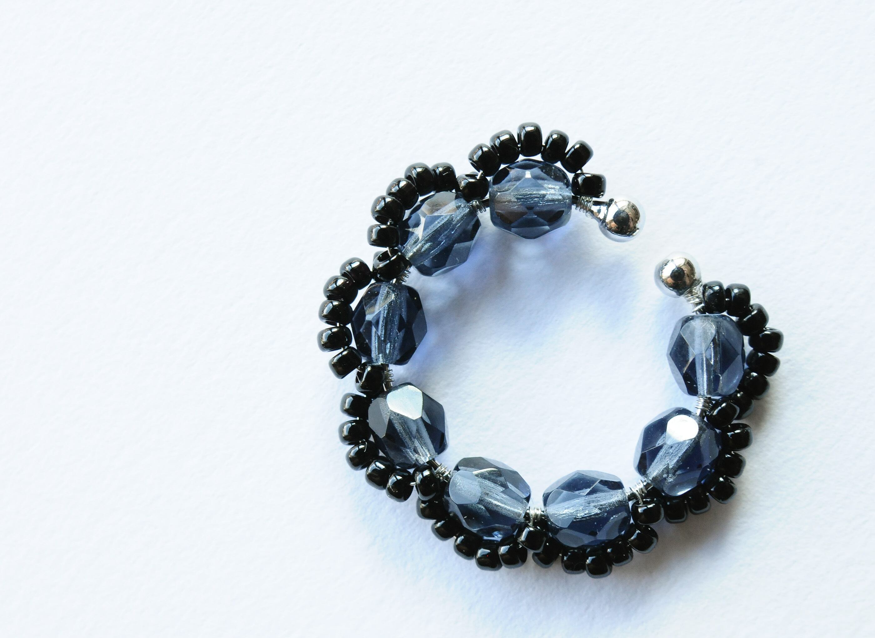 ＜Rollo～イロヅクビジュー～＞イヤーカフ『 Usukon × Kuro 』