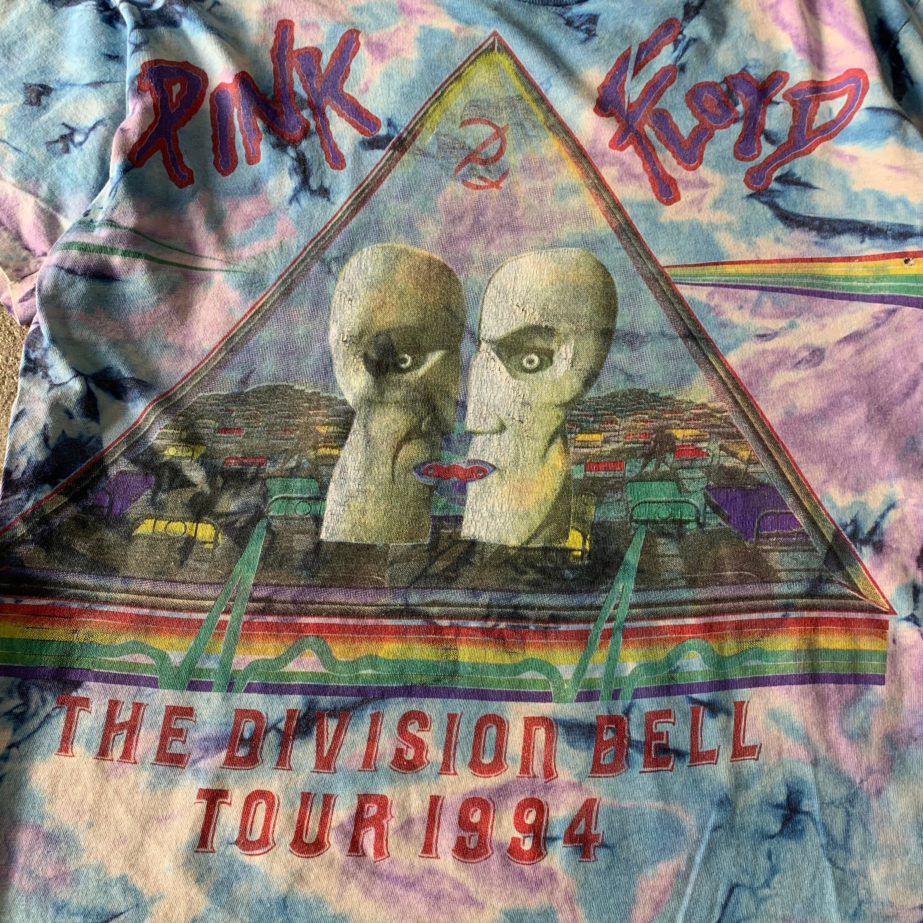 90s Pink FLOYD T-shirt | What’z up powered by BASE