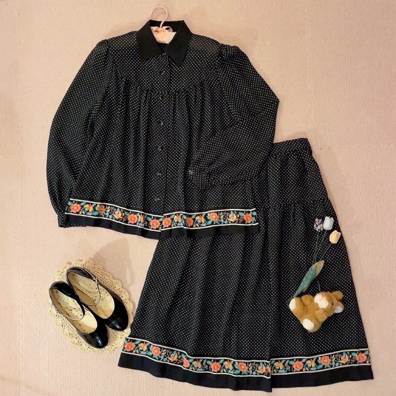 flower line black dot set up