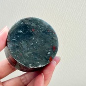 ブラッドストーン*シリンダー*天然石台座*0807*天然石インテリア*置き物