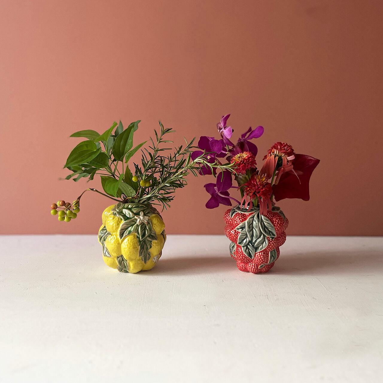 ALL GOOD FLOWERS DESPOTSFLOWERVASEfruits - 花瓶