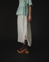 【suie】Bamboo linen skirt/バンブーリネンスリットスカート(シルバーグレー)