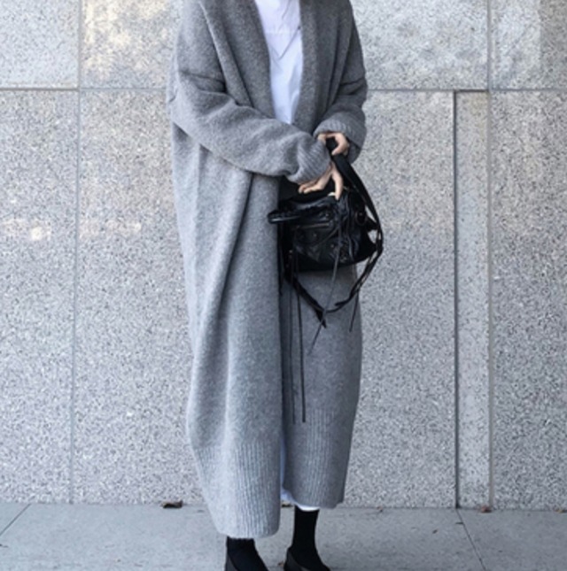 アウター デート コート 上着 ロング ロング丈 袖あり 長袖 かわいい 大人可愛い きれいめ シンプル カジュアル 大人 上品 おしゃれ お洒落 主役級 存在感 無地 春 秋 冬 10代 20代 レディース 女性用 OL 学生 デート お出かけ 公園デビュー 女子会 お泊まり 休日 旅行 着回し 普段使い ファッション コーデ 楽ちん トレンド 流行 インスタ映え 大きいサイズ フリーサイズ 大きい 大きめ ビッグサイズ ゆったり ゆる 黒 ブラック 灰色 グレー