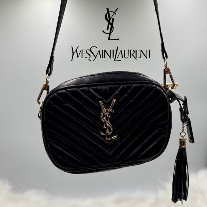 ✨美品✨イヴサンローラン Vステッチ レザー カメラバッグ ショルダー