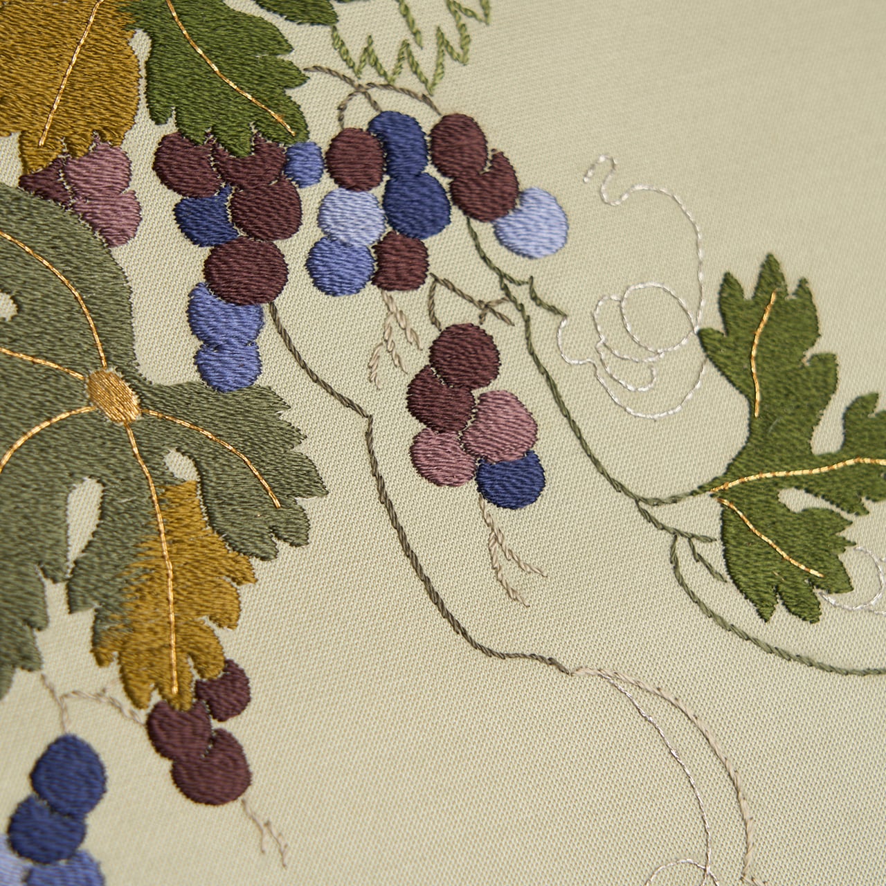 葡萄蔓模様 手刺繍名古屋帯【中古】 | かわの屋