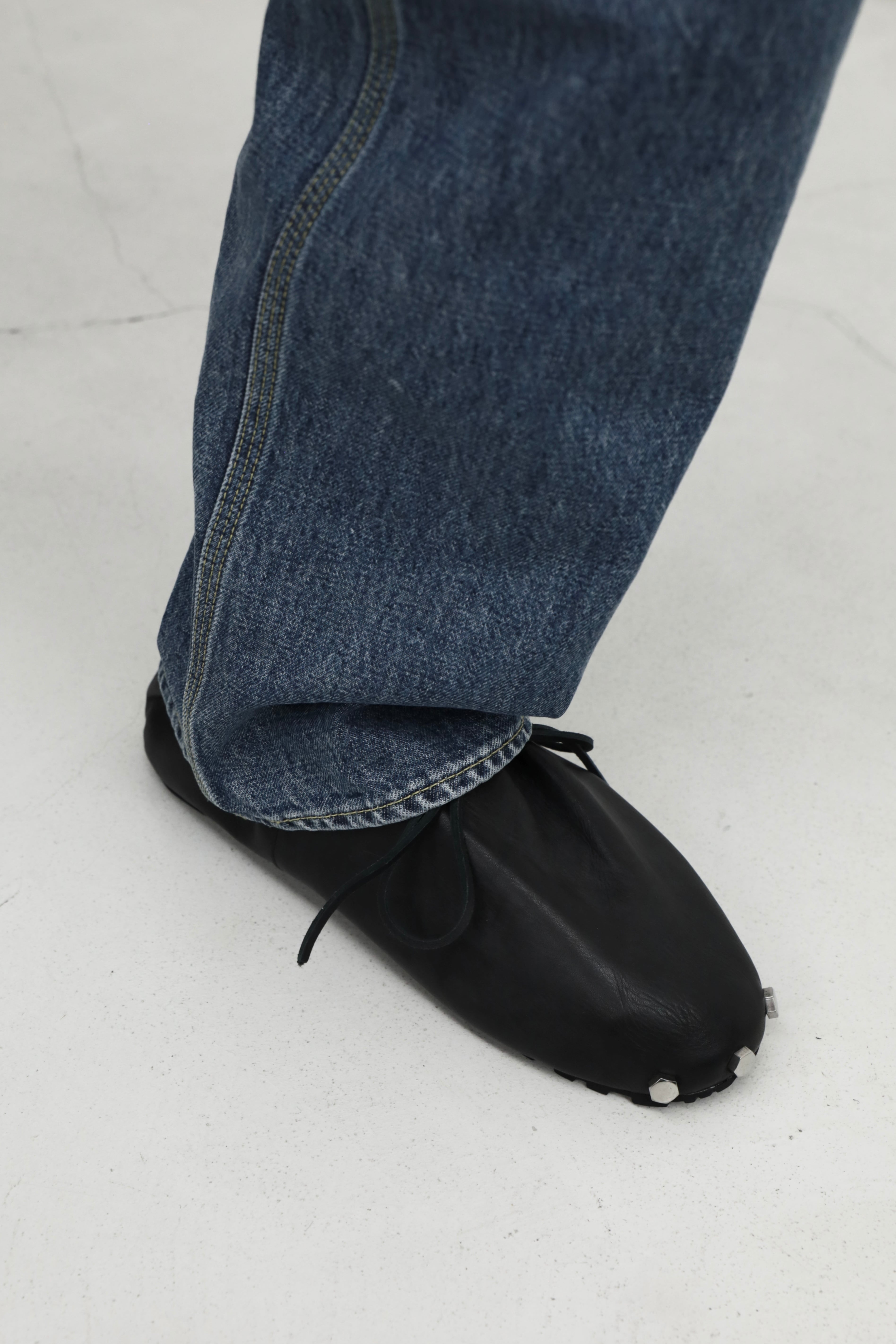CHARCOAL SPACE FLATS | OUAT