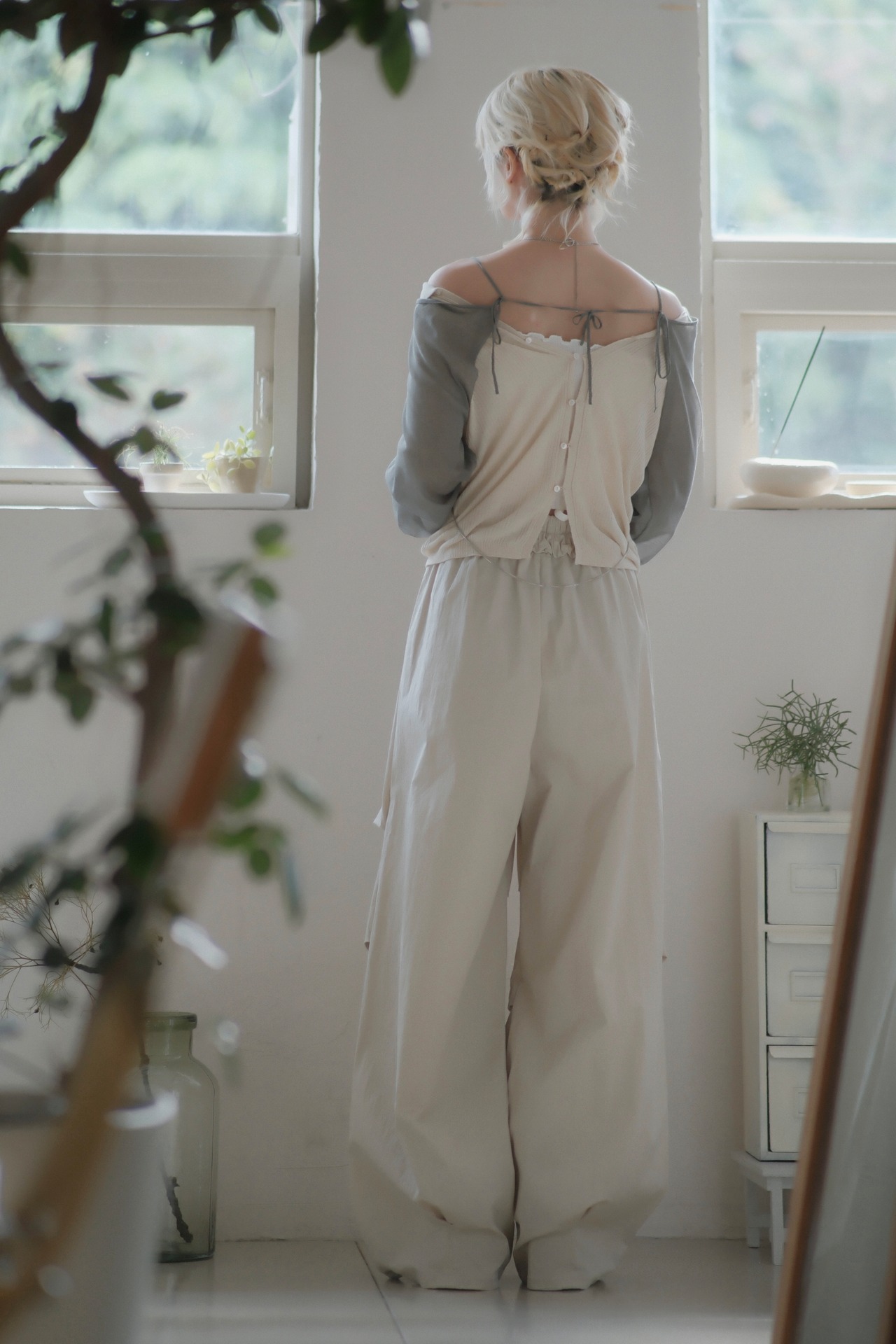 Sheer Short Cardigan / DK.GRAY - 3