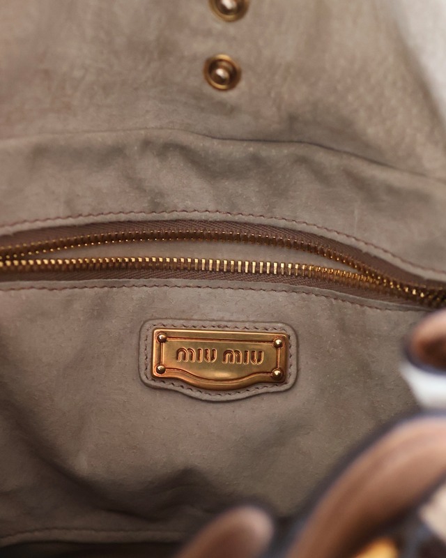 【MIUMIU】Ostrich 2way shoulder bag