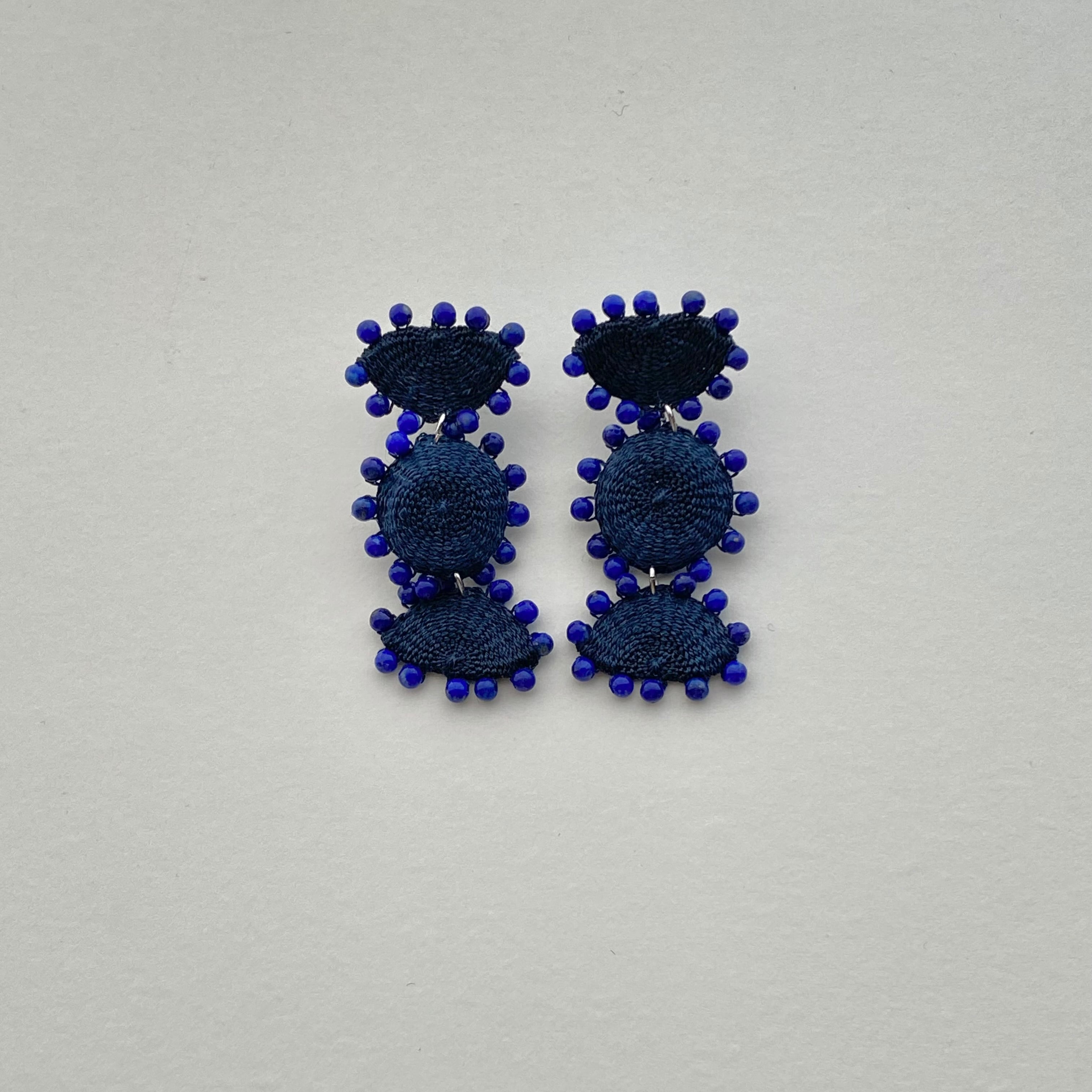 月の満ち欠け pierce indigo blue