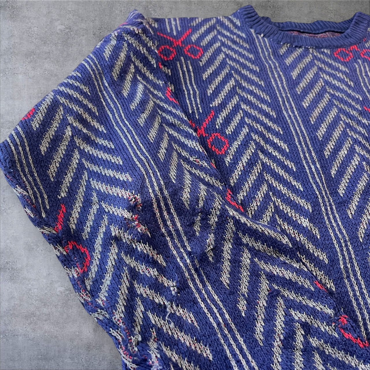 90s “Scissors Pattern” Geometric Knit Sweater