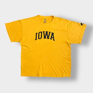 【P2】カレッジロゴ Tシャツ アイオワ大学 IOWA 刺繍ロゴ 2XL ビッグシルエット 半袖 夏物 us古着