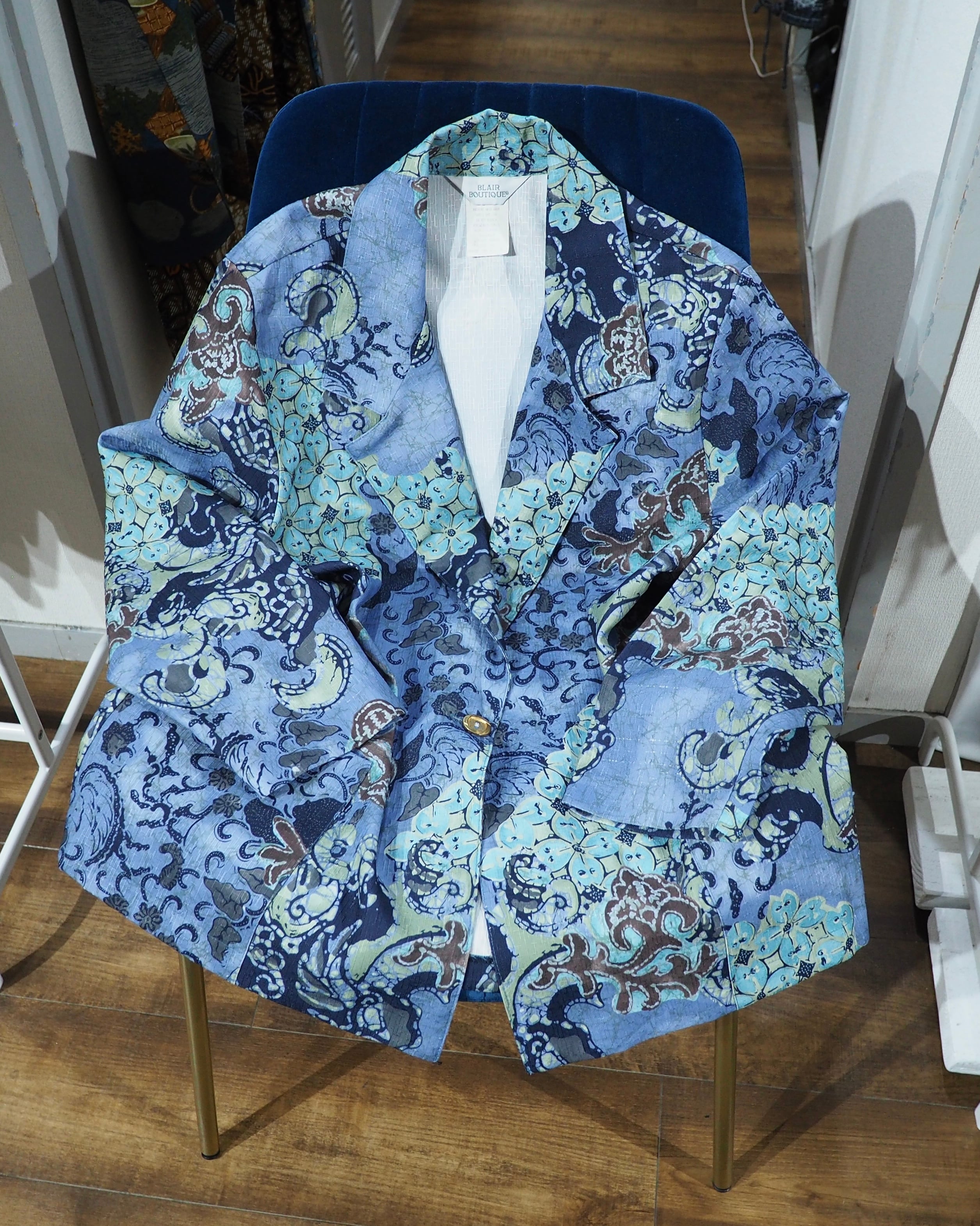 1980 - 90s ” Made in USA ” Beautiful Flower pattern vintage loose Easy Tailored jacket