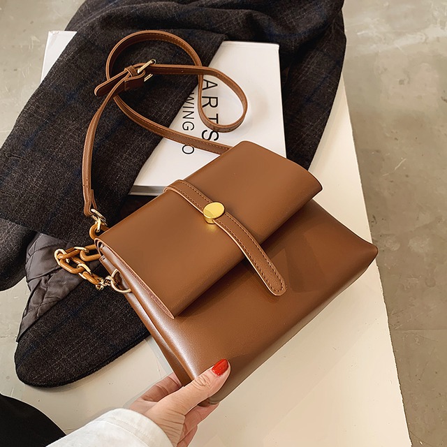 レッドスタイルオータムウィンタースタンダード レトロ 秋物 冬物 スクウェア メッセンジャーバッグ Tiancai_Wing_Bag62503631935