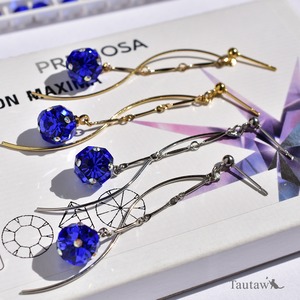 ミラーボール  ピアス・イヤリング【サファイアカラー】プレシオサ 使用 【受注生産】
