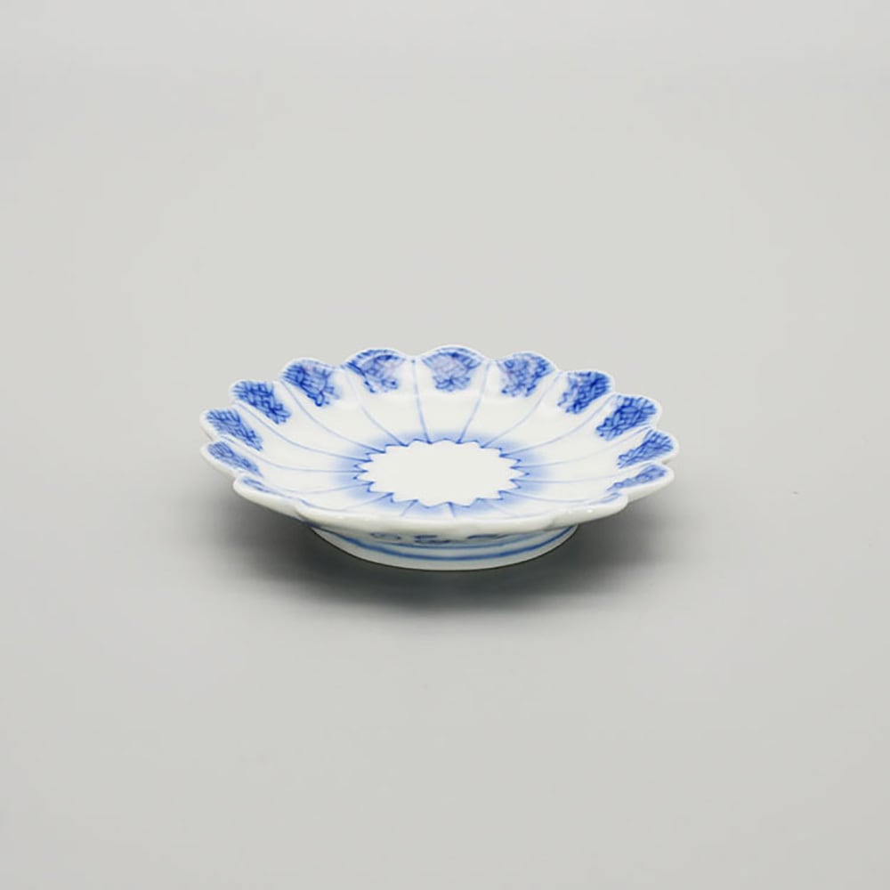 陶胎染付 菊花 小碗 瀬戸本業窯 染め付け 菊網小碗 呉須 ｜ みんげい おくむら （日本と