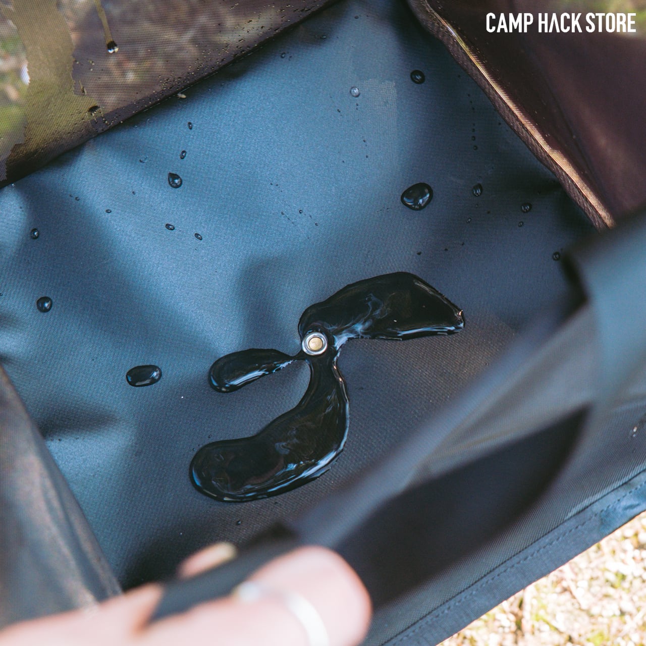 一瞬で開く「メッシュコンテナ」 | CAMP HACK STORE