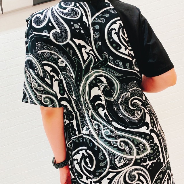 モード系 ペイズリー柄トップス Bliss モード系 ペイズリー柄トップス Bliss