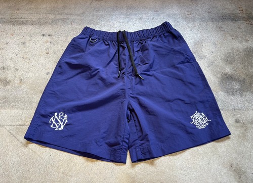 ［CSN×NAVY］ EMBROIDERED NYLON SHORTS