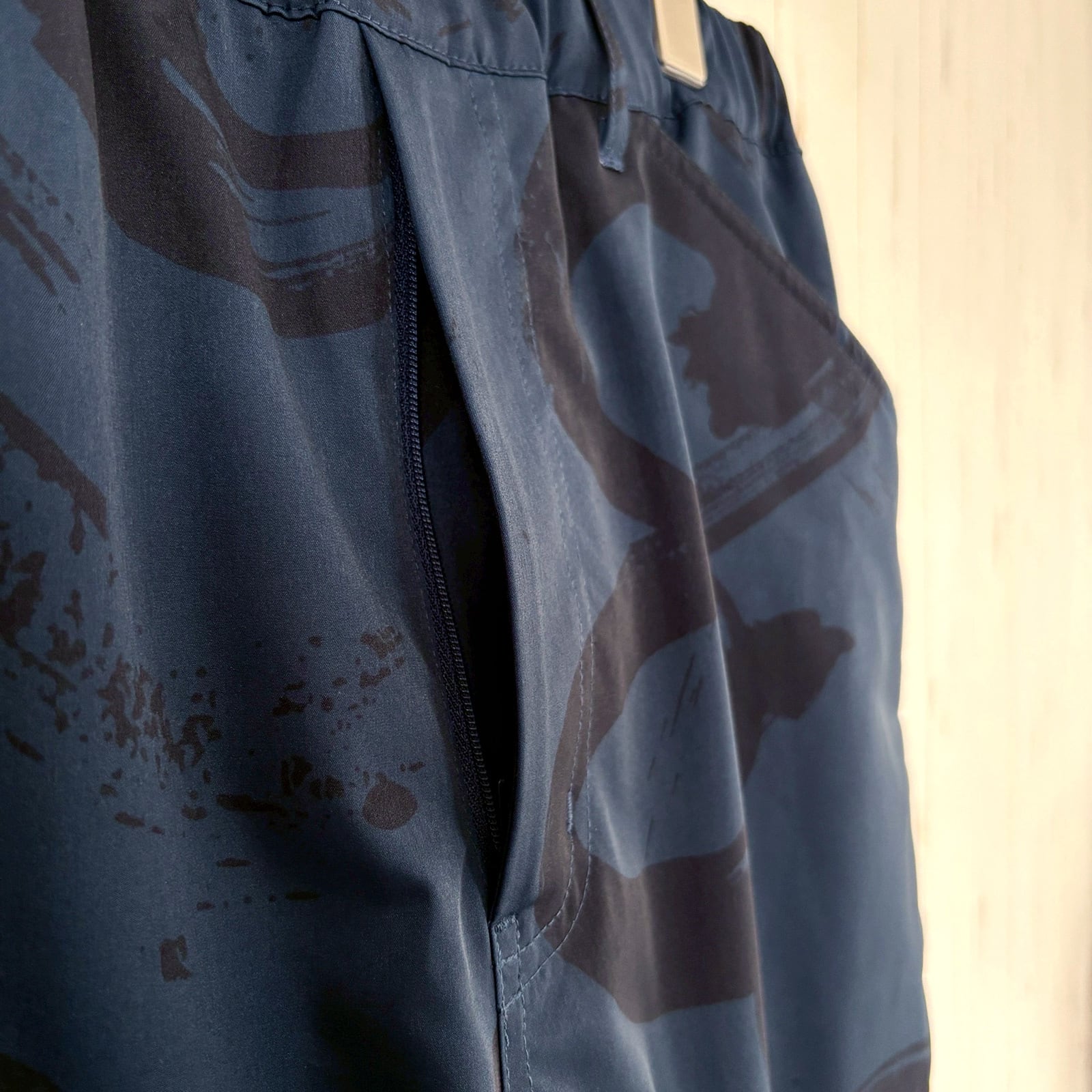 CALLIGRAPHY PATTERN SHORT PANTS -NAVY- | 8G SHOOT WEBSTORE