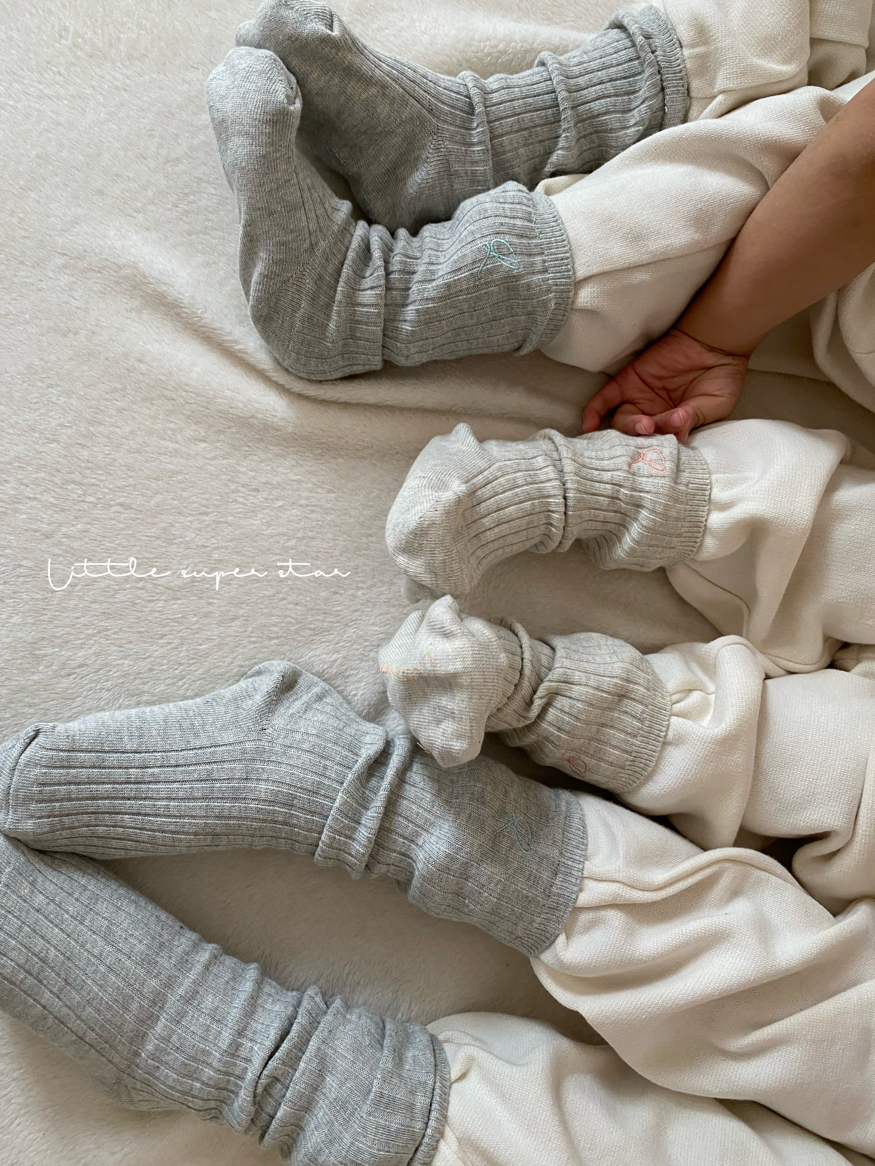 L logo socks/kids 25ss