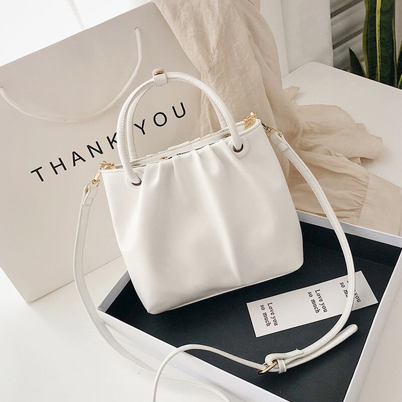 ネットレッドレディーススモールバッグ2020ニューウェーブサマーファッションショルダーメッセンジャーバッグエインワイルドワイルドフォールドバッグ Tiancai_Wing_Bag4851400