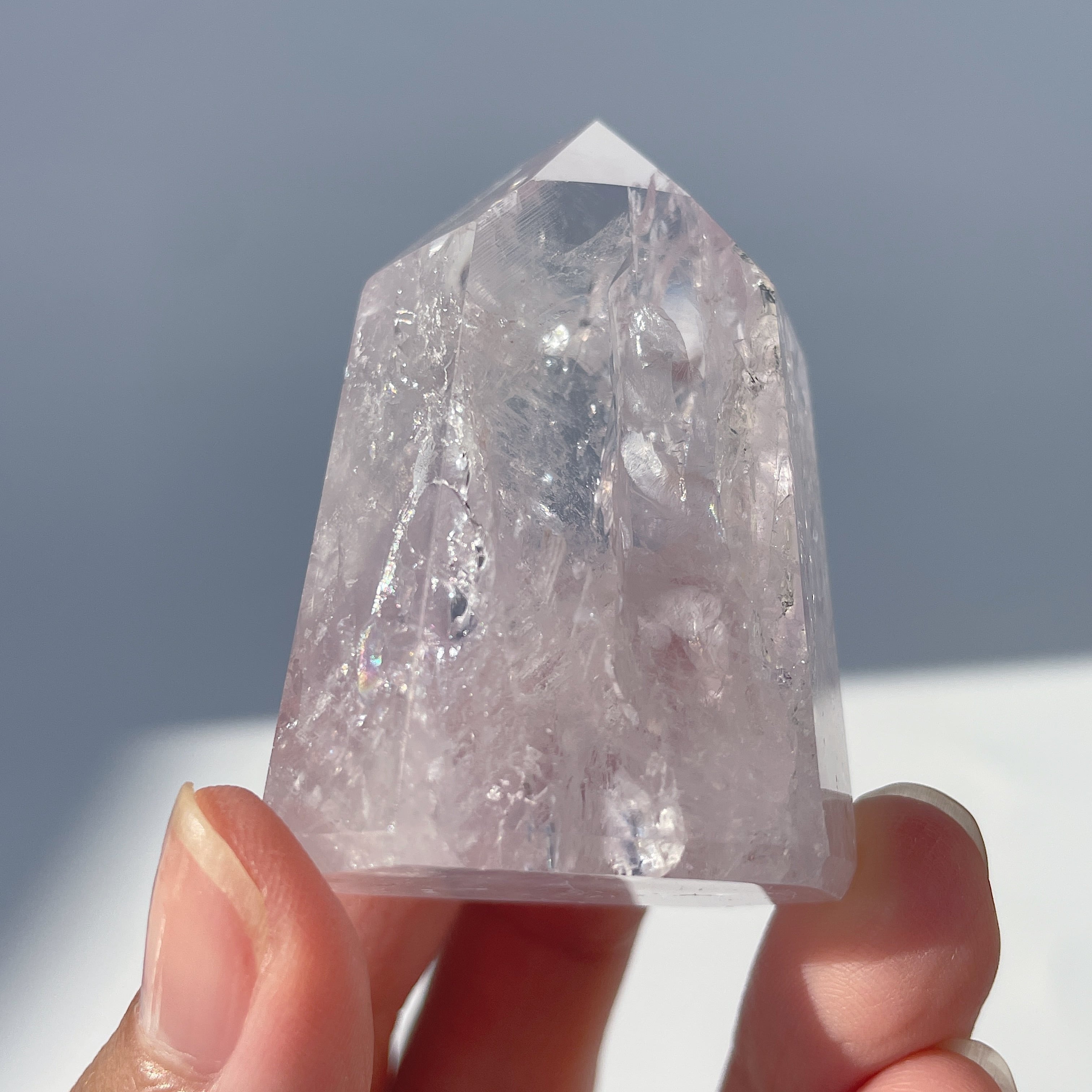 ラベンダーアメジスト タワー13◇ Lavender Amethyst ◇天然石・鉱物