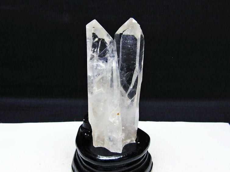 水晶 クラスター マダガスカル産 台座付属 水晶 原石 一点物 182-9370