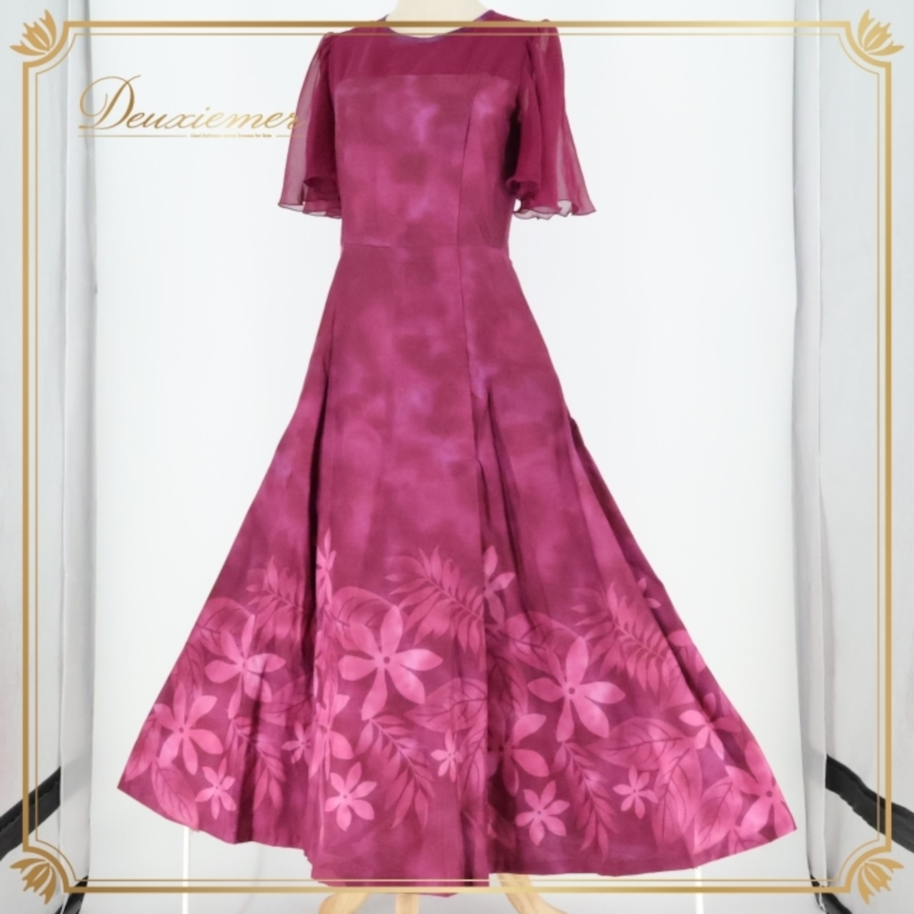 フラダンス 衣装 ワンピース ドレス ココエミリー パープル系 CoCoEmily 日本製 きらきら ワントーン ティアレ柄 ひらひら かわいい 華やか 鮮やか きれい 上品 高級感 紫 ハワイアン アロハ ハワイアンプリント フラ ダンス レッスン 練習