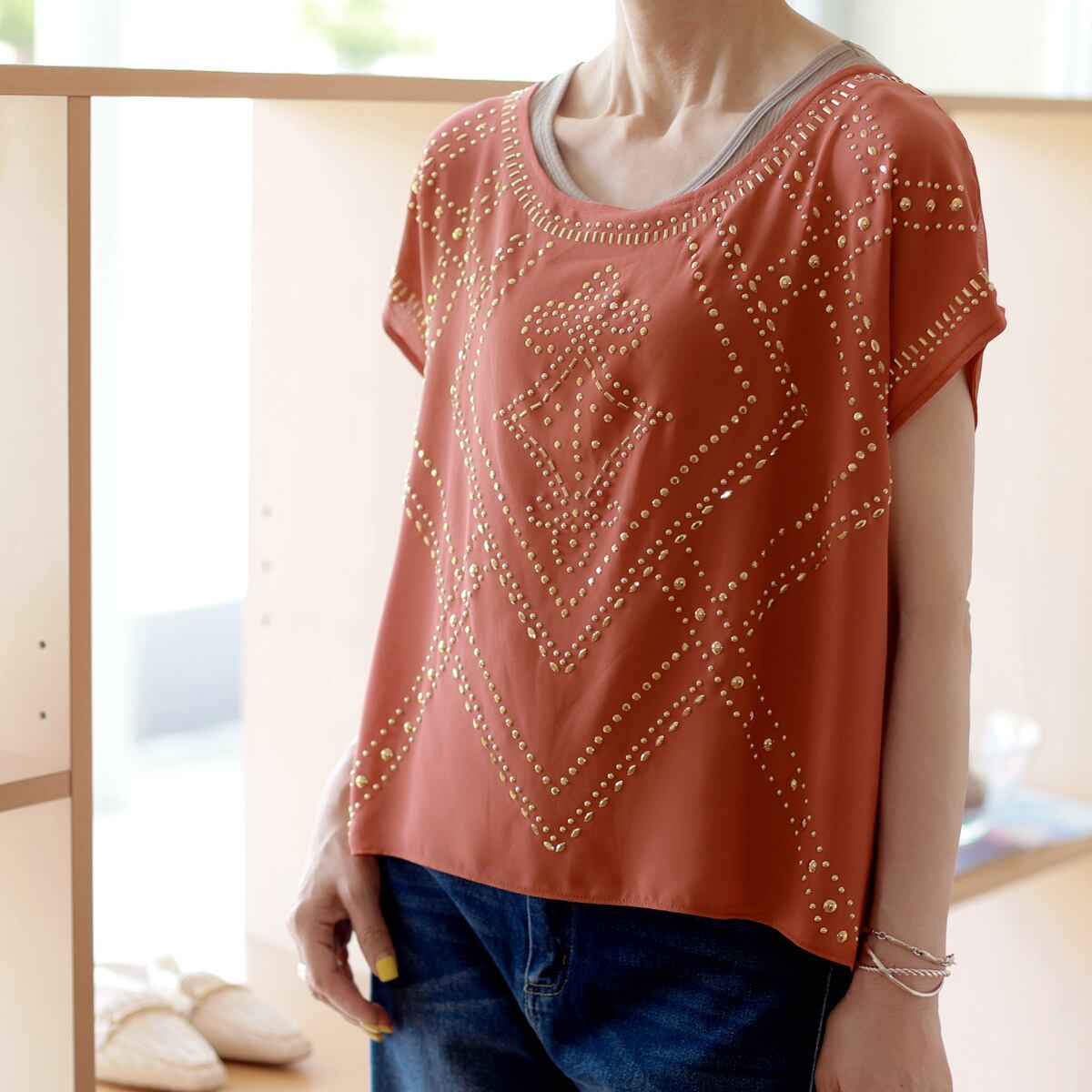 Dignite collier(ディニテ・コリエ) シフォン&グリッターチップ リラックスブラウス