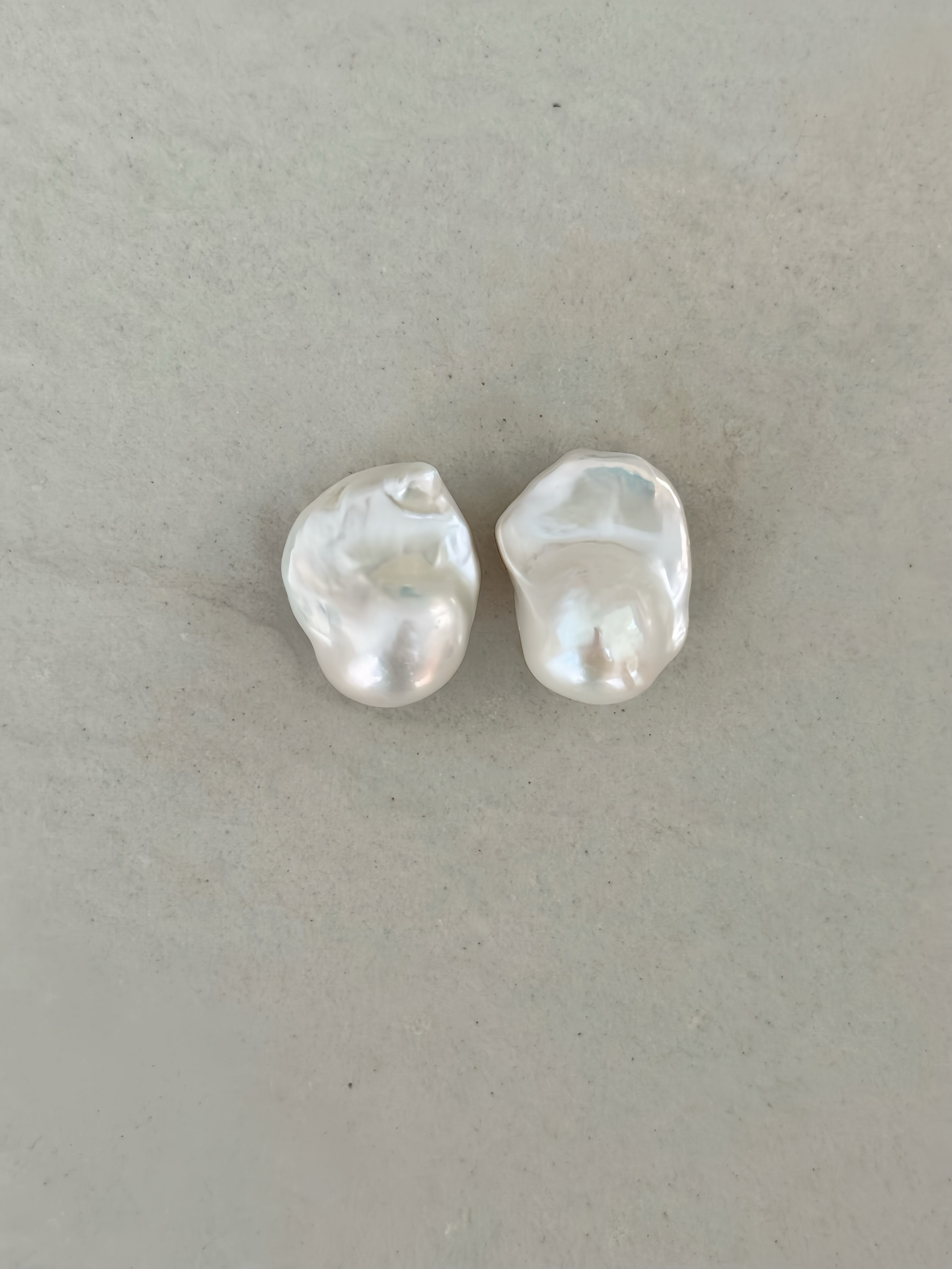 oyster baroque pearlearrings