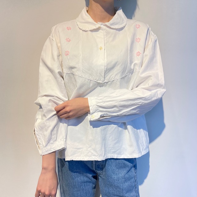 FLOWER EMBROYDERY SMOCK BLOUSE