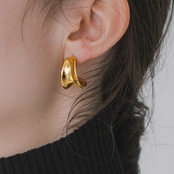 再入荷* stainless oval pierce SP330