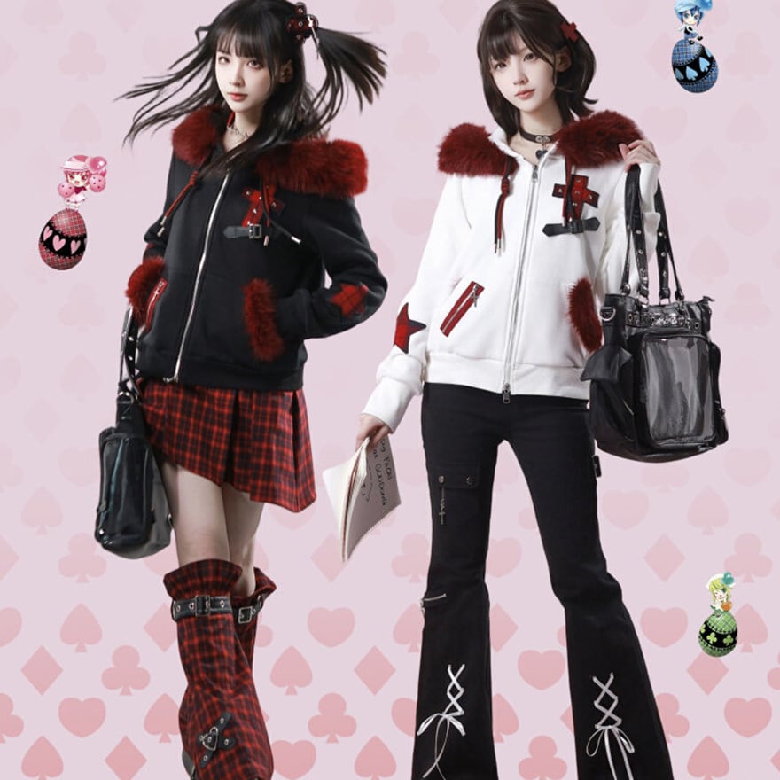 ビジュアル抜群|十字架ベルトとボリュームファーで完成する無敵の地雷系パーカー